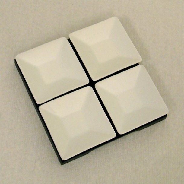 Lille firkantet tapasfad - 16cm