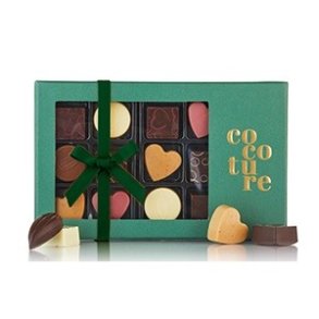 Fyldte chokolader og konfektstykker I grn Cocoture ske