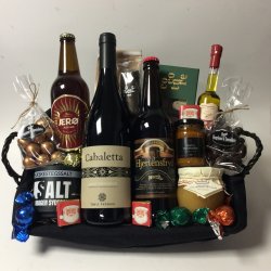 Julekurv med delikatesser