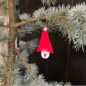 Nisse med r�d nissehue i glas til oph�ng